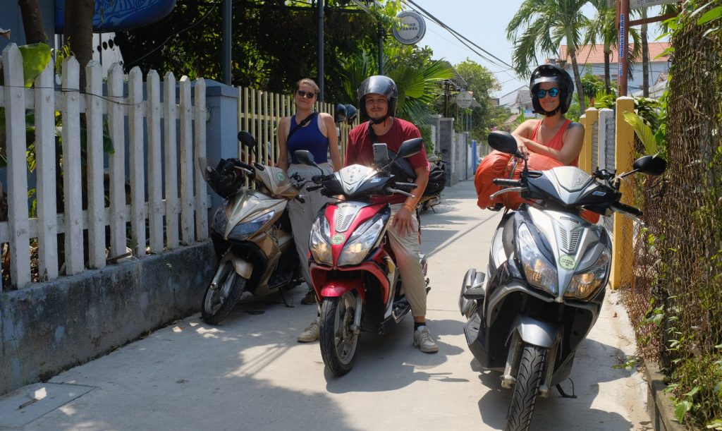 Hoi An Motorbike Rental (Go outside city)