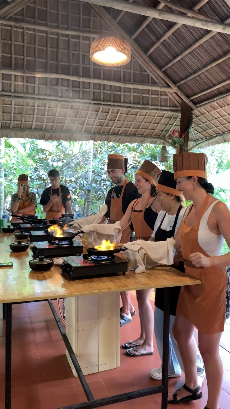 Cooking class & Eco Tour